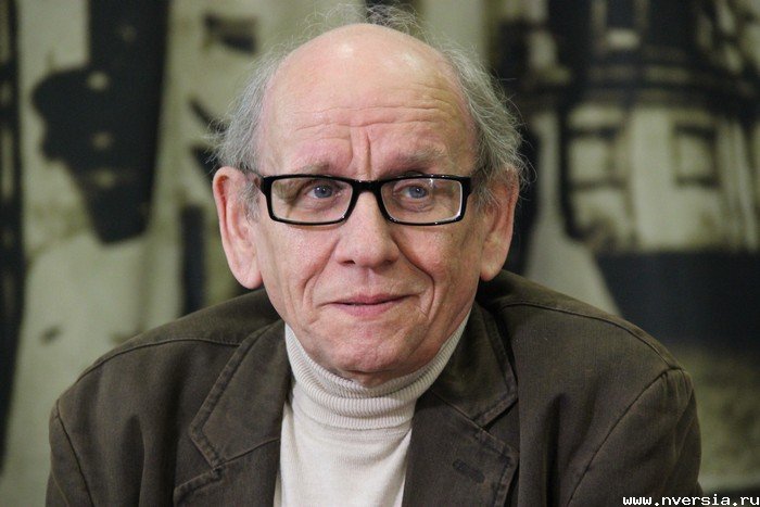 <p>художественный руководитель театра Юрий Ошеров</p>