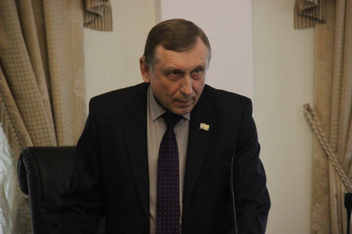 Депутат Анатолий Серебряков