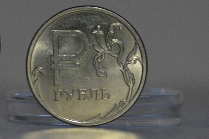 Жителей Саратовской области начали запугивать потерей денег из-за введения цифрового рубля: разъяснения Центробанка