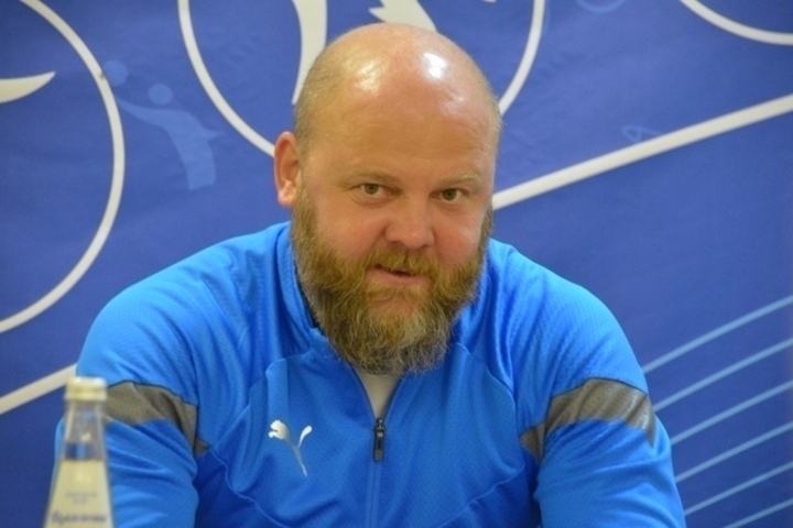 После 12 туров без побед саратовский «Сокол» отправил в отставку главного тренера