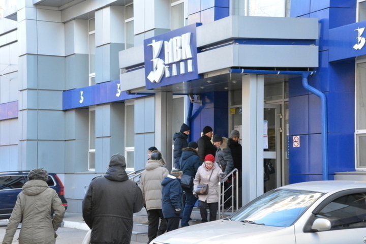 До 4,7 миллиарда рублей: экс-главу правления привлекли к ответственности по долгам саратовского «лопнувшего» банка