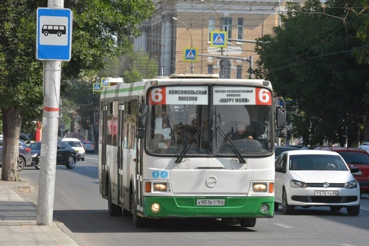 В Саратове перевозчик оспорил законность торгов по новому автобусному маршруту, указав на ошибки чиновников мэрии