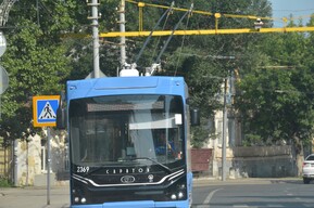 В Саратове на неопределённое время закрыли троллейбусный маршрут 