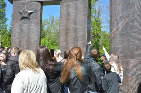 В Саратове увековечили на памятнике имена 254 погибших участников СВО