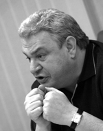Умному дай голову, трусливому дай коня...