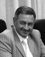 Умному дай голову, трусливому дай коня...