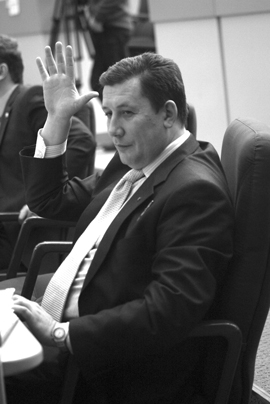 Олег Грищенко: «Есть вертикаль власти, мы все на ней завязаны»