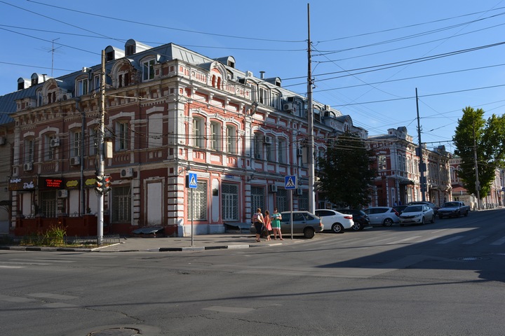 Московская 72