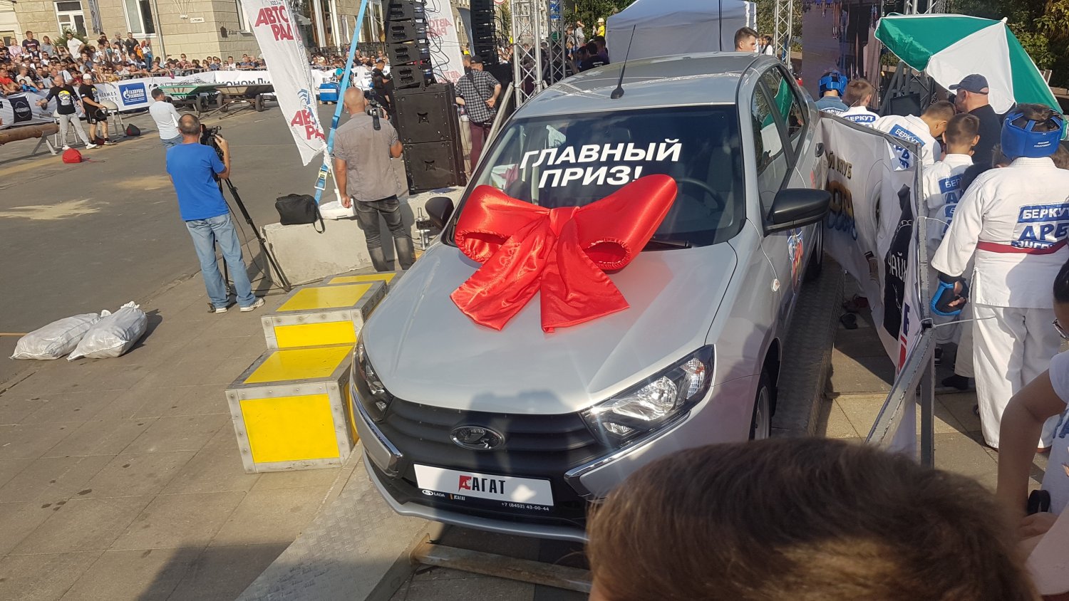 BdnJDmgw7Lc BdnJDmgw7Lc