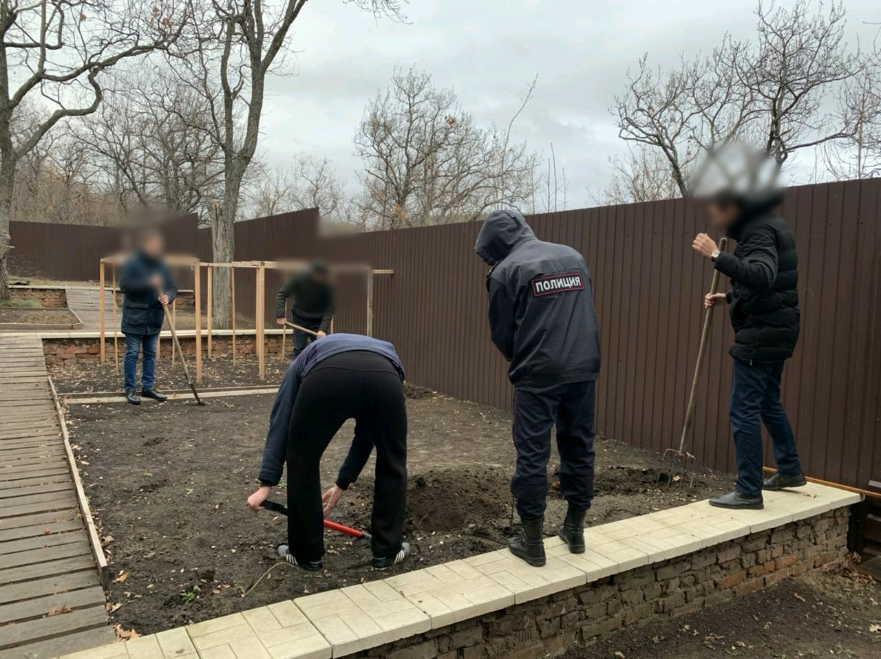 В Усовке год назад бесследно исчез 51-летний потерпевший по уголовному  делу. Следователи просят жителей области помочь найти мужчину — ИА  «Версия-Саратов»