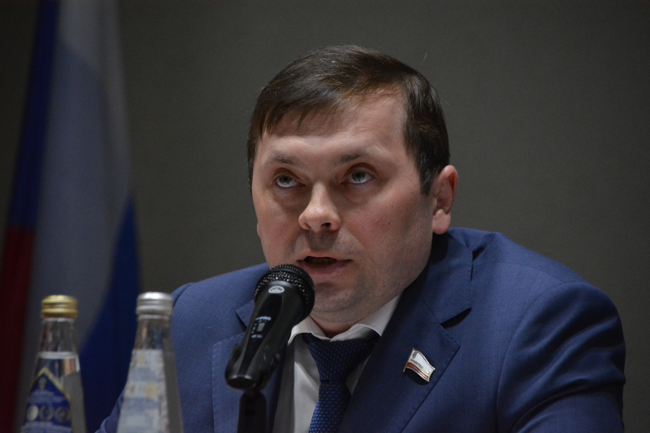 Министр Архипов Саратов