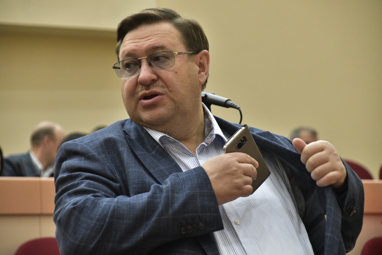Наумов Наумов