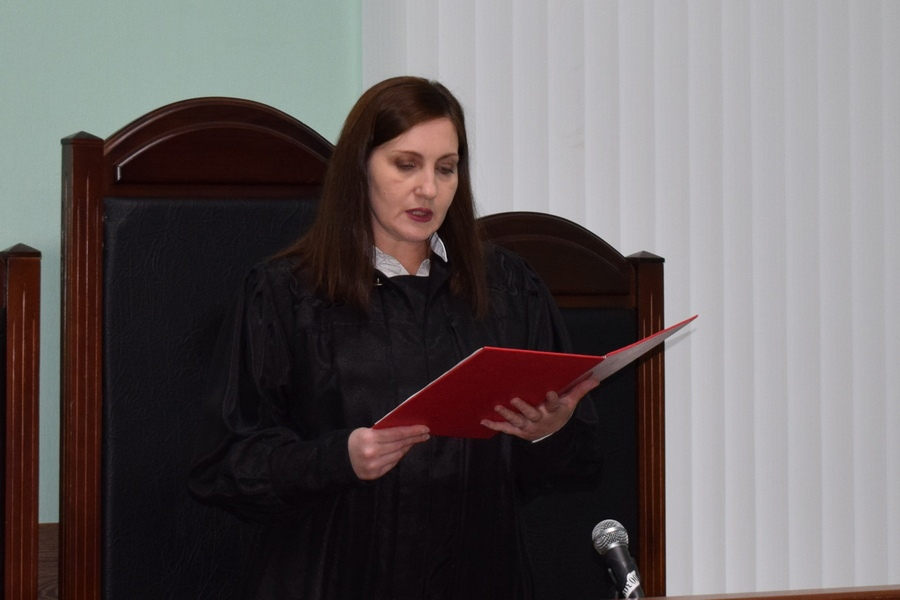 Ширяева лилия николаевна. Заключенный в суде. Дело ширяевой. Суд над женщиной. Дело ширяевой.