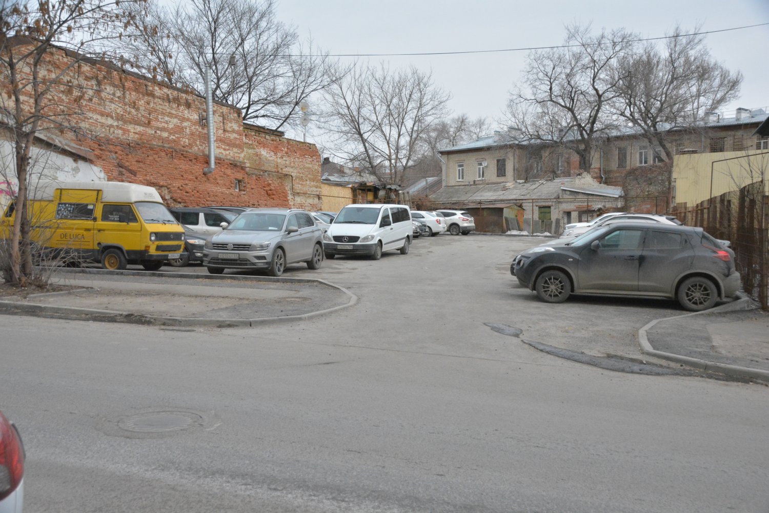 Парковка вместо дома на Первомайской