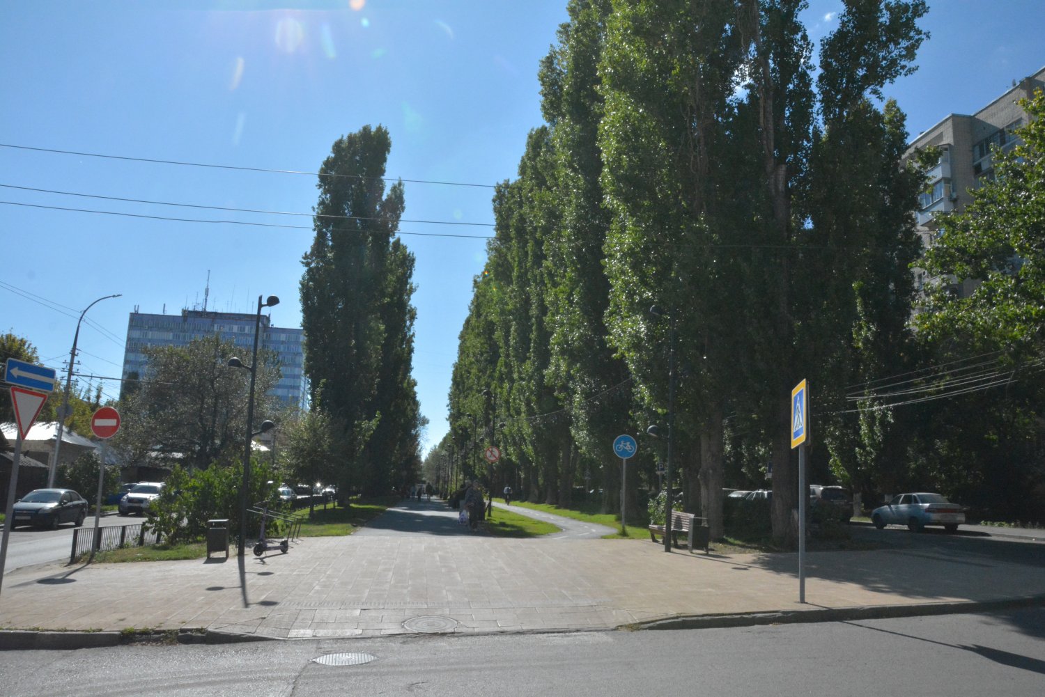 1 бульвар