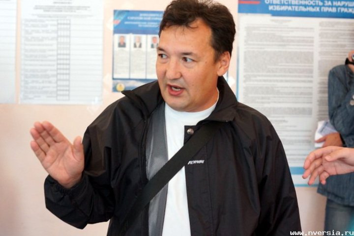 Член территориальной избирательной комиссии Ленинского района в ответ на все заявления о нарушениях предлагал писать жалобы