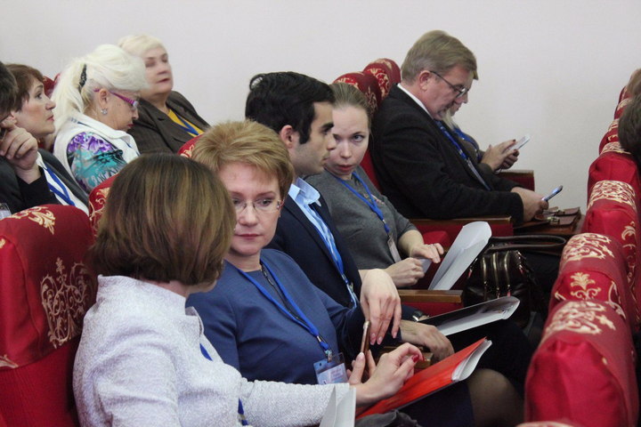 председатель комитета по образованию администрации Саратова Лариса Ревуцкая