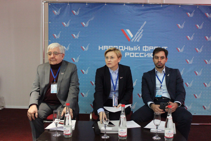 Сопредседатели саратовского штаба ОНФ Валерий Прозоров, Людмила Бокова, Михаил Орлов