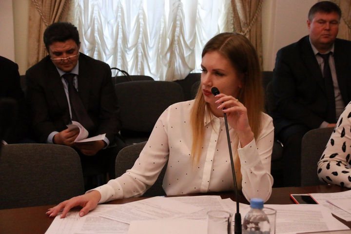 начальник управления развития потребительского рынка и защиты прав потребителей городской администрации Елена Сергеева