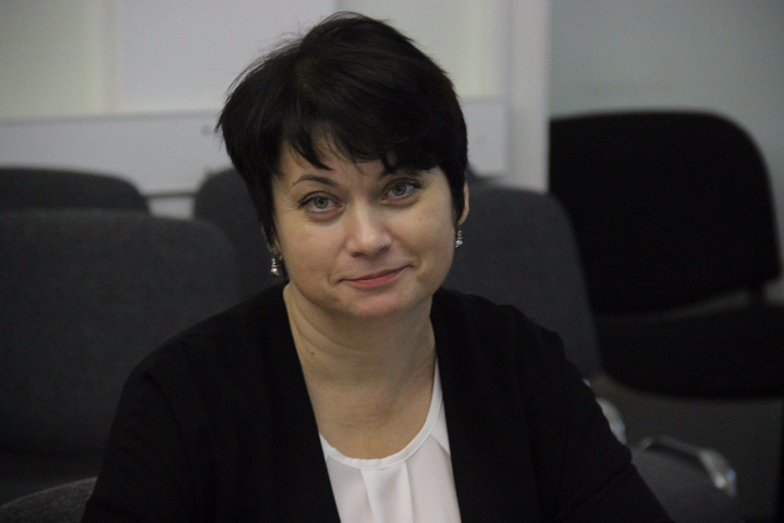 и.о. замглавы Саратова Елена Злобнова