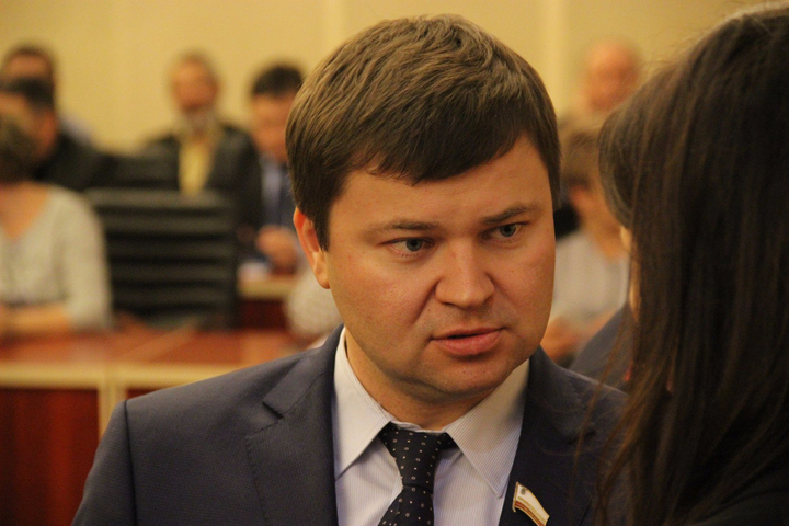 Министр строительства Дмитрий Тепин