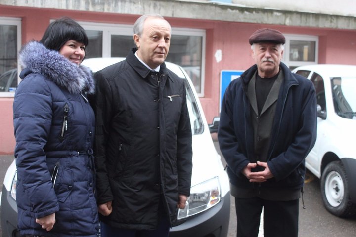 губернатор Саратовской области Валерий Радаев (в центре)
