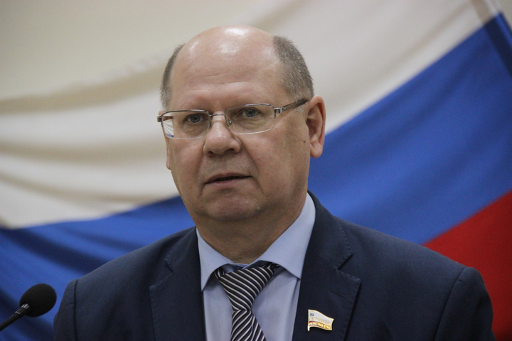 Заместитель председателя правительства Саратовской области Иввн Кузьмин