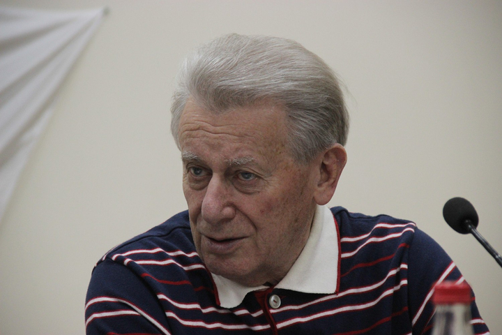 Глава общественной палаты Саратовской области Александр Ландо