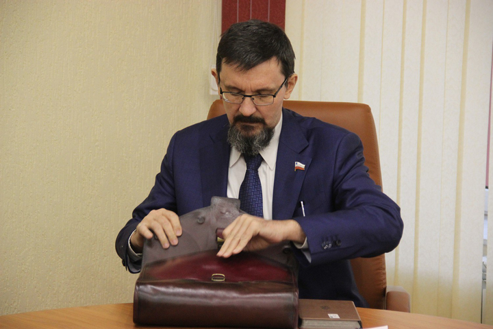Депутат Дмитрий Чернышевский