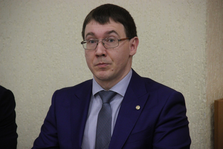 Заместитель председателя областного суда Артем Аниканов