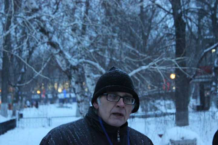 Организатор коллективного пикета Андрей Калашников