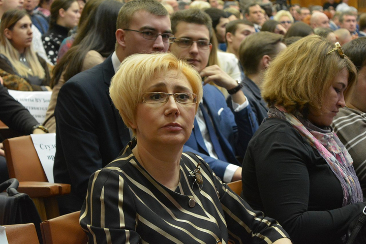 Министр внутренней политики и общественных отношений области Елена Щербакова