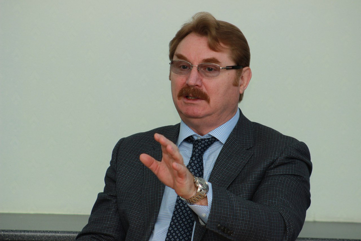 Глава Балашовского района Павел Петраков