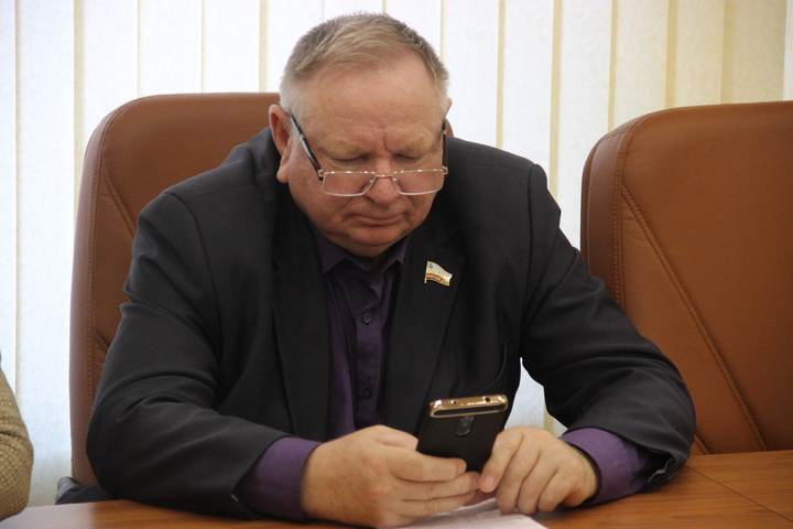 депутат облдумы Сергей Харьков