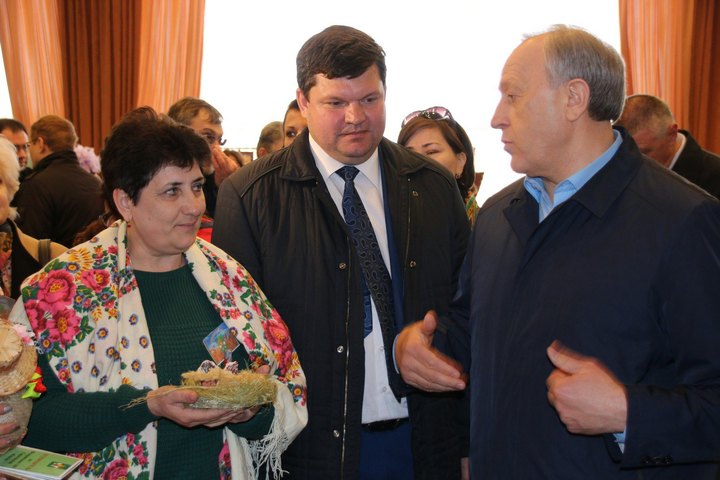 Валерий Радаев (справа)