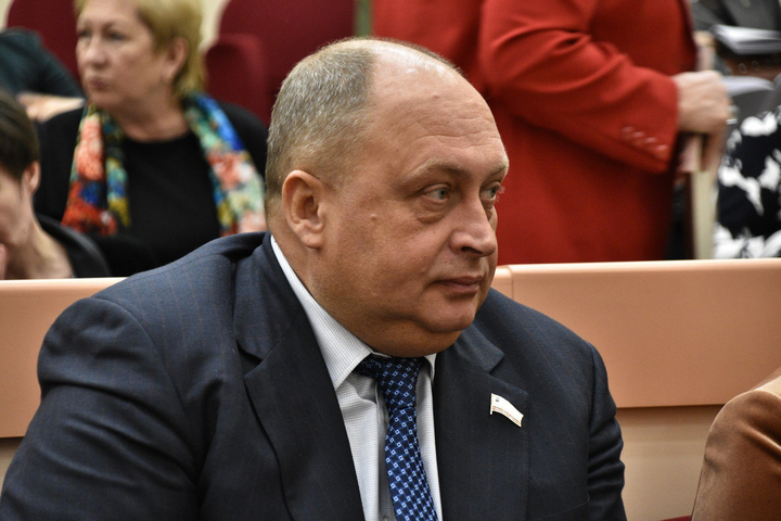 министр здравоохранения Владимир Шульдяков