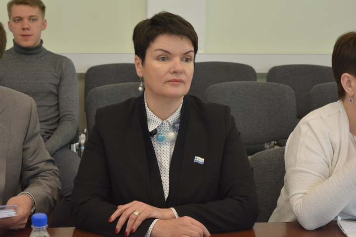 Депутат Ольга Сынкина