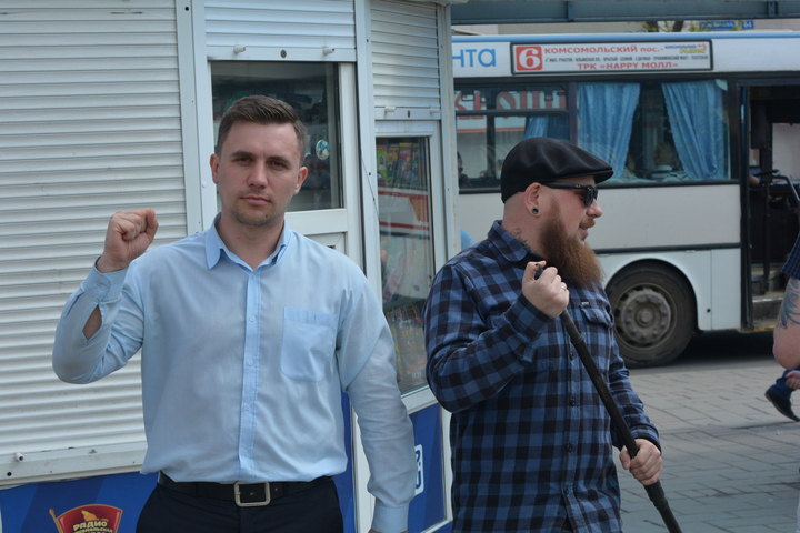 Депутат Саратовской областной думы Николай Бондаренко (слева)