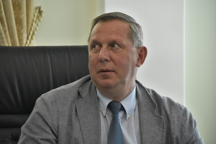 Депутат Владимир Попков