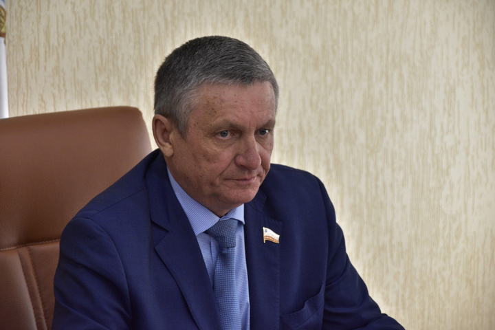 Депутат Александр Санинский