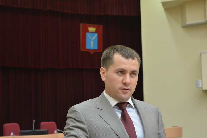 Депутат Евгений Чернов