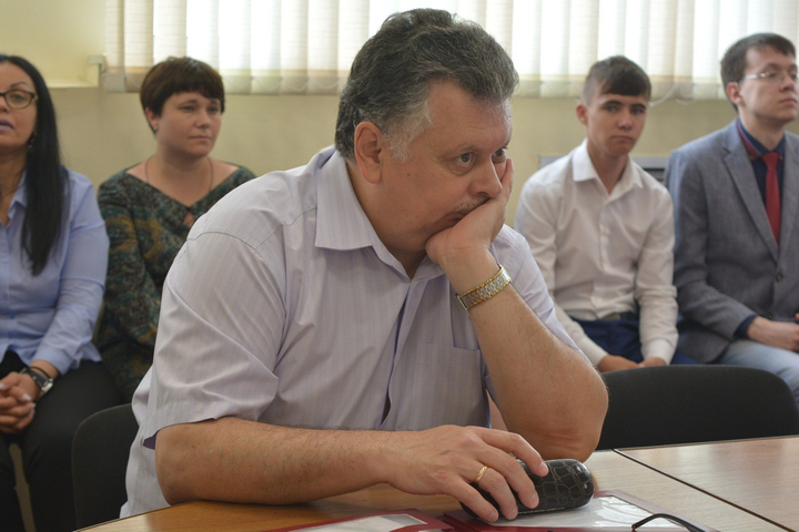 Член избирательной комиссии Саратовской области Вячеслав Самохвалов