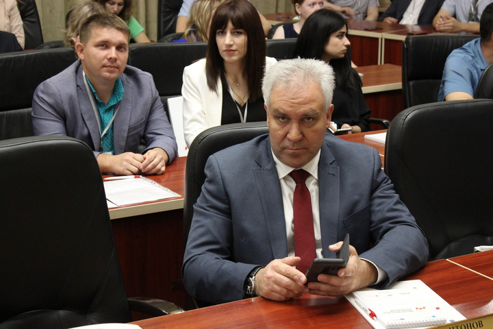 Депутат Алексей Антонов