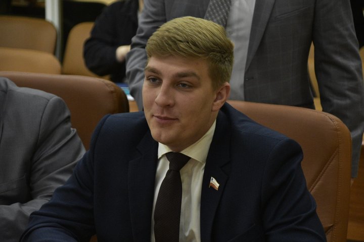 Депутат Дмитрий Пьяных