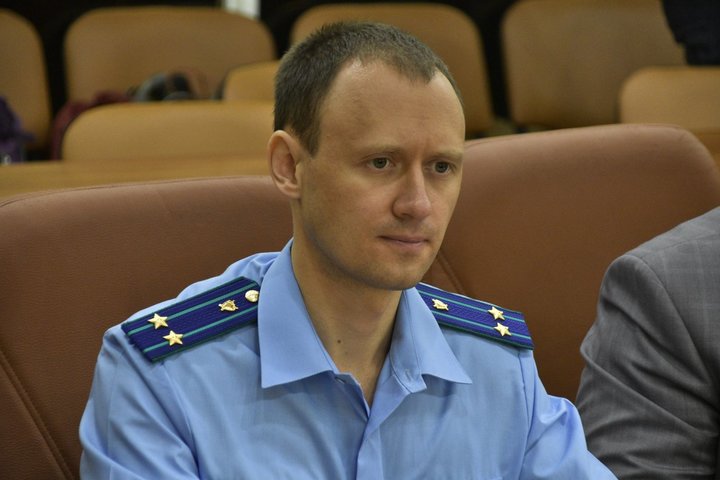 Представитель прокуратуры Алексей Шкромада