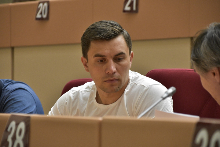 Депутат Николай Бондаренко