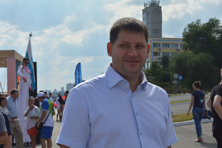 Министр молодежной политики и спорта Александр Абросимов