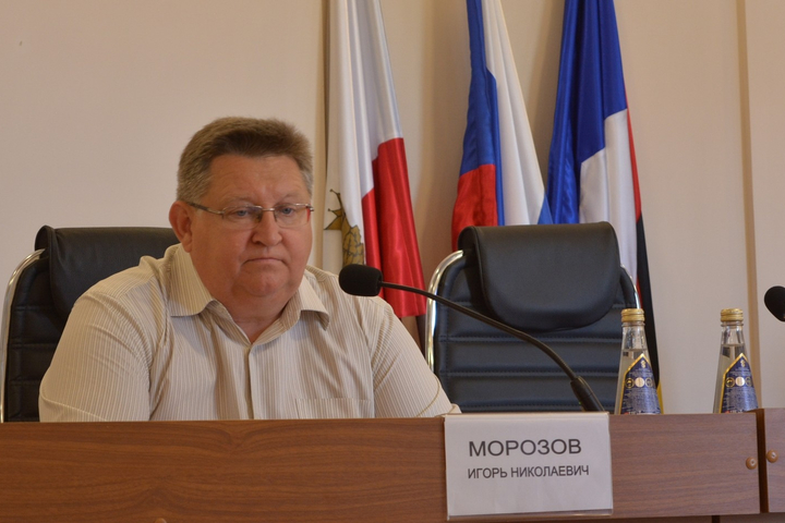 Председатель районного собрания депутатов Игорь Морозов