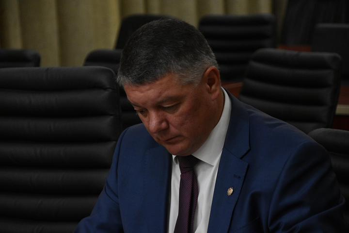 Глава Вольского района Виталий Матвеев