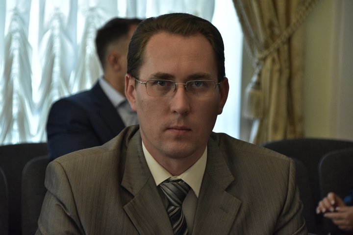 глава комитета по финансам Александр Струков
